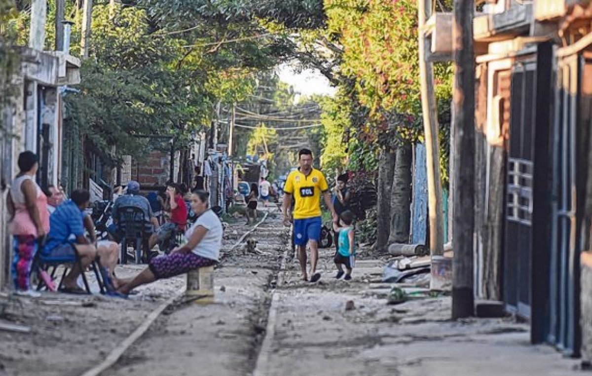 El incremento de la pobreza tensiona cada vez más la red de salud pública de Rosario