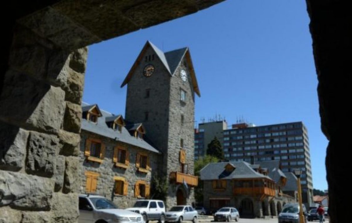 Dura negociación salarial entre el municipio de Bariloche y el Soyem