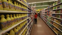 Un familia necesitó casi $ 50.000 para no ser pobre en octubre