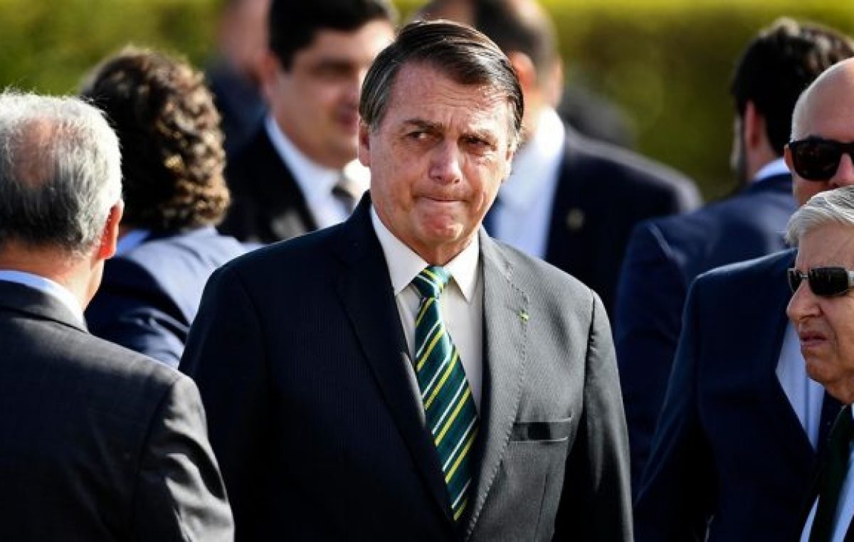 Bolsonaro busca distanciarse de la derrota de sus aliados en las municipales