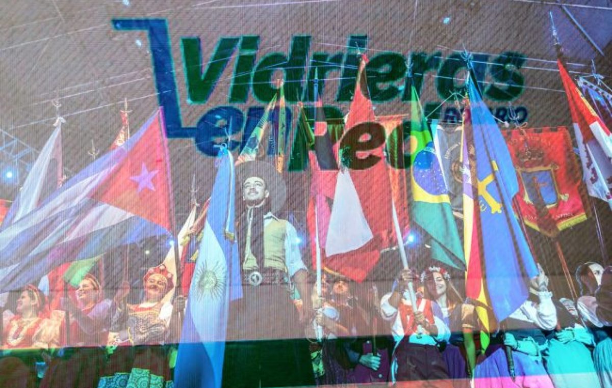 Este viernes comienza la edición virtual de Colectividades en Rosario