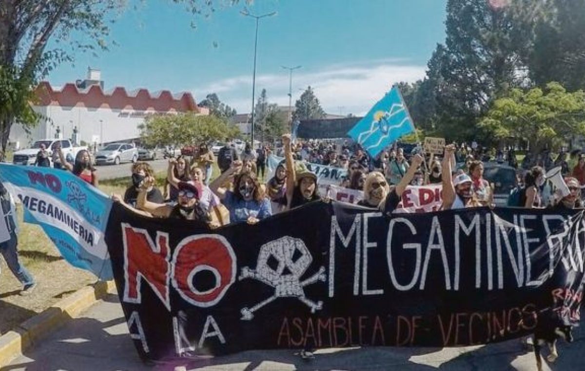 Crece el conflicto por la megaminería en Chubut
