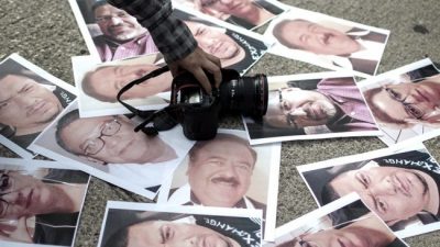 Cincuenta periodistas fueron asesinados en 2020, solo una minoría en guerras