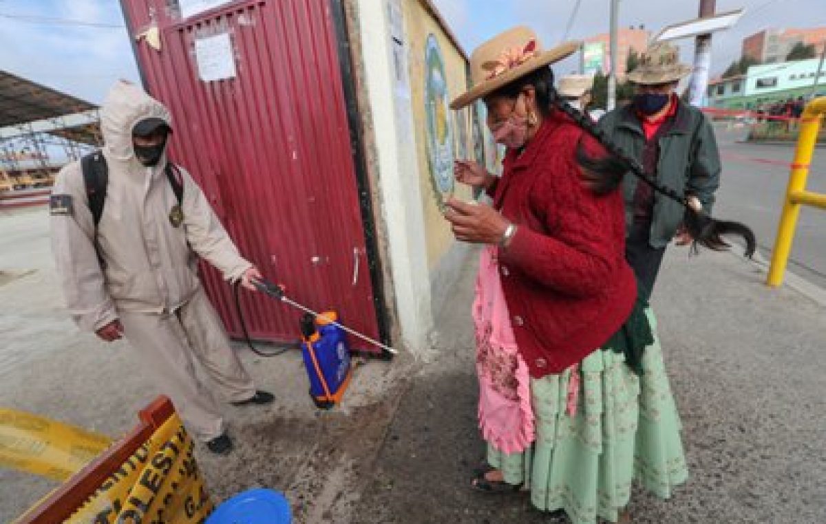 Bolivia: Luis Arce destina el 10 por ciento del presupuesto a la salud para enfrentar el rebrote