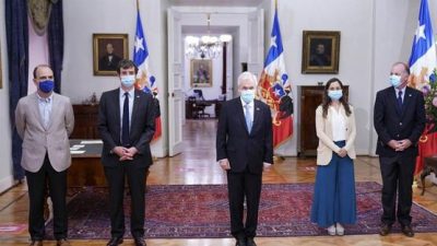 En medio del descrédito, Piñera nombró a dos nuevos ministros