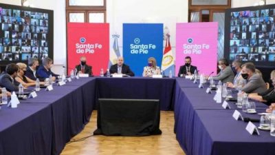 Santa Fe: Compromiso para dotar de autonomía a municipios y extender mandatos comunales