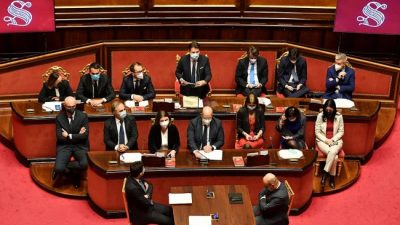 Italia: Conte logró la confianza del Senado y sale fortalecido de la crisis por la ruptura con Renzi