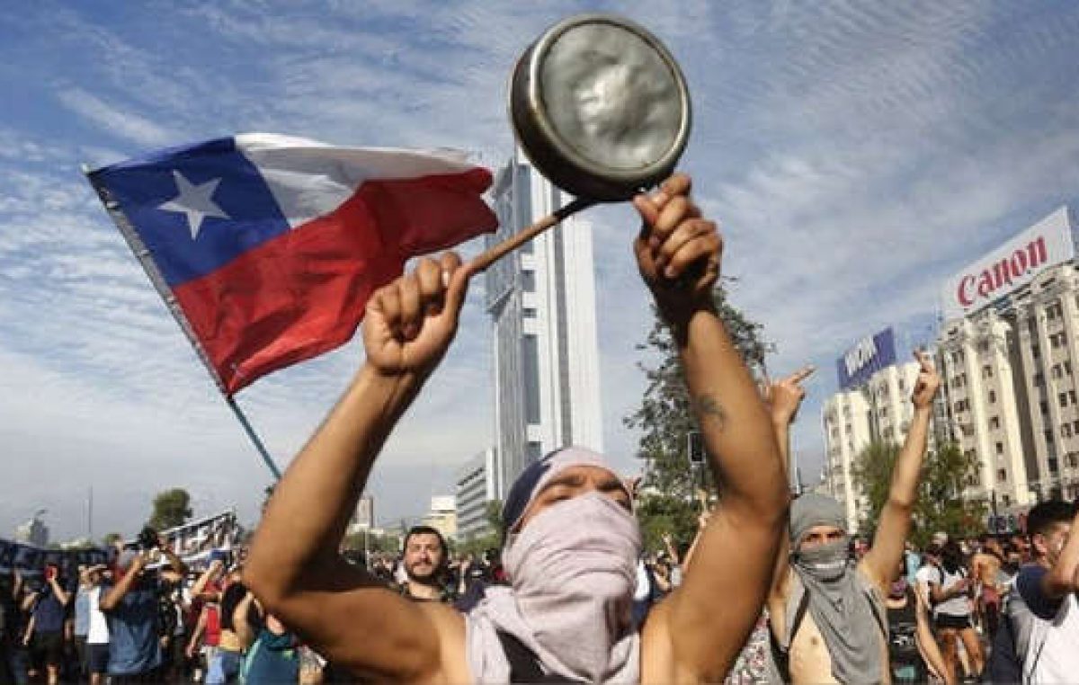 Chile: La oposición pide incluir a los estudiantes en el proceso constituyente