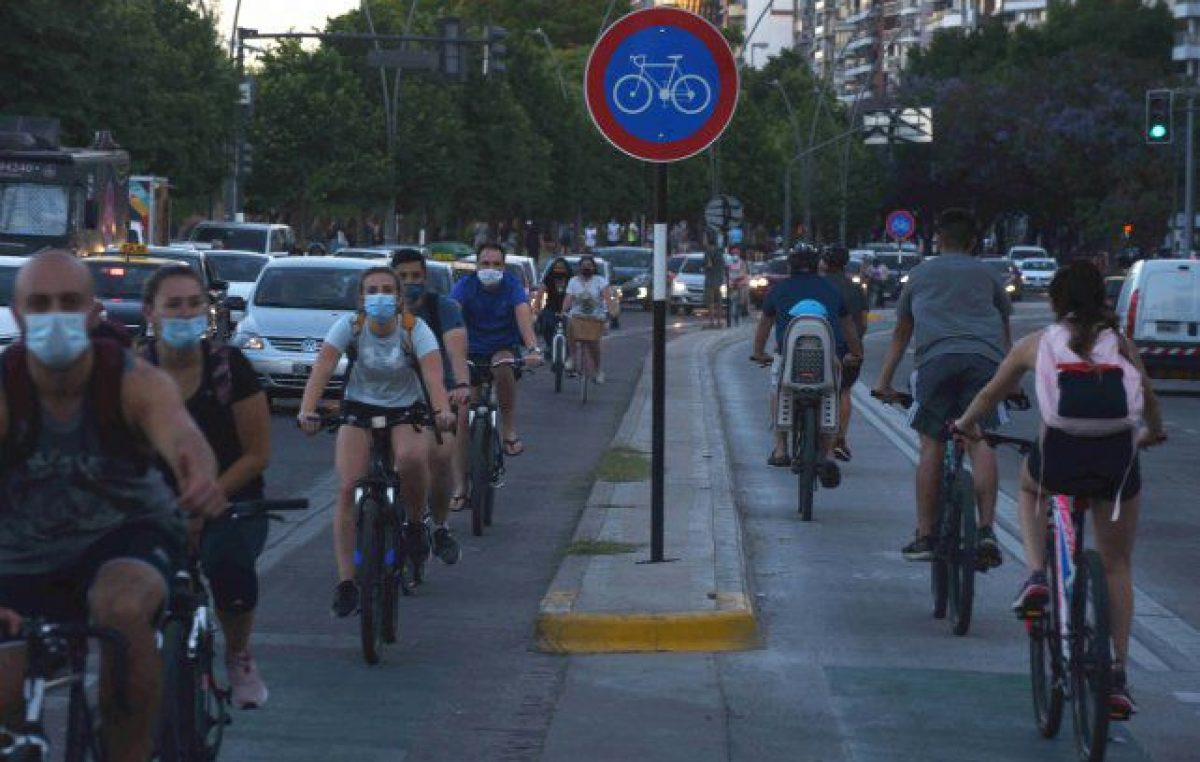 Rosario: Habrá más kilómetros de carriles para ciclistas y estaciones para el alquiler de rodados