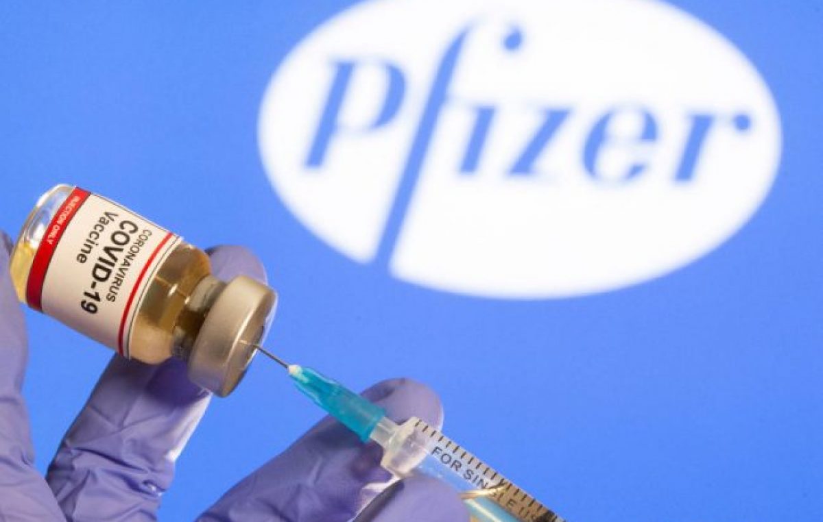 Italia demanda a Pfizer por demorar la entrega de vacunas