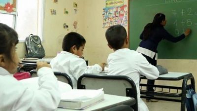 El Gobierno de San Juan acordó un 50% de aumento para los docentes 