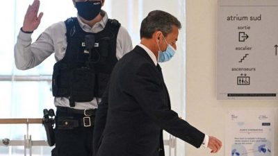 El expresidente Nicolas Sarkozy fue condenado a prisión por corrupción