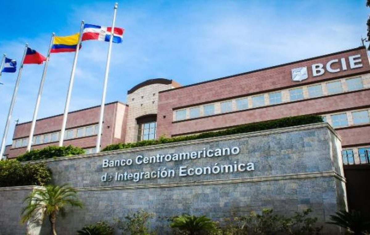 El Banco Centroamericano abrirá oficinas en Argentina para hacer del país su vínculo con el Mercosur