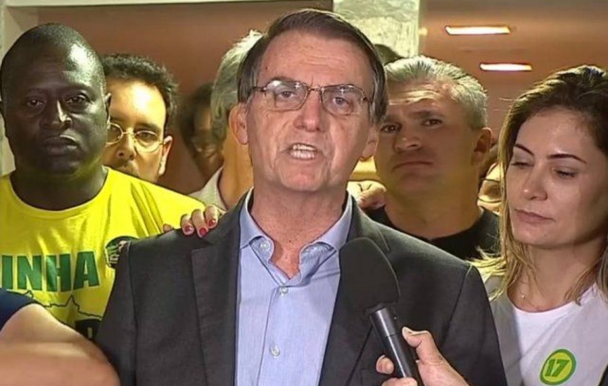 Discurso de Bolsonaro contra las cuarentenas en lo peor de la pandemia en Brasil
