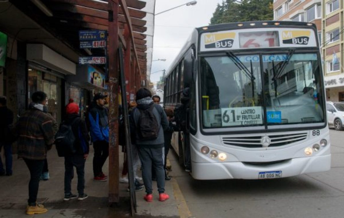 El municipio de Bariloche aumenta el subsidio a Mi Bus con 18.000 litros de gasoil por semana