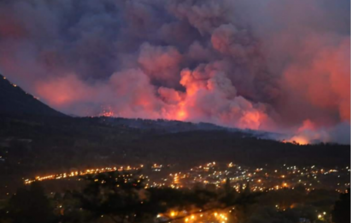 El Gobierno presentará una denuncia penal por los incendios en Río Negro y Chubut