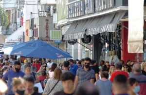Casi el 70% de los comerciantes santafesinos vendió menos que en febrero 2020