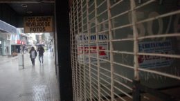 En un año de pandemia, 255 comercios de Santa Fe cerraron o se mudaron