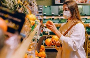 Más del 70% de los hogares del AMBA se endeudó o redujo consumos en la pandemia