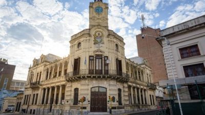 El Municipio de Paraná ratificó el cierre de la paritaria: ningún empleado cobrará menos de 32 mil pesos