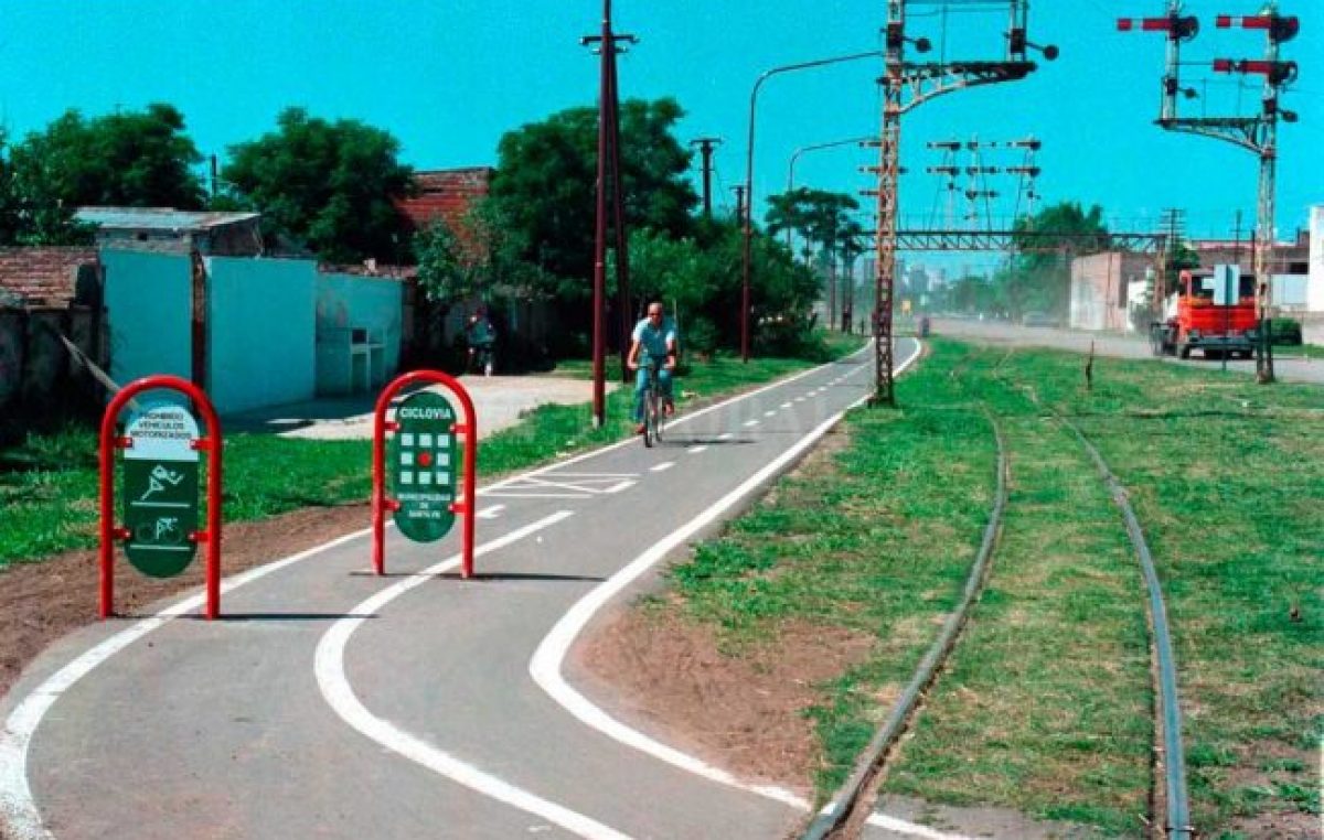 A 25 años de la primera ciclovía en la ciudad de Santa Fe, el desafío es sumar espacios y conexión
