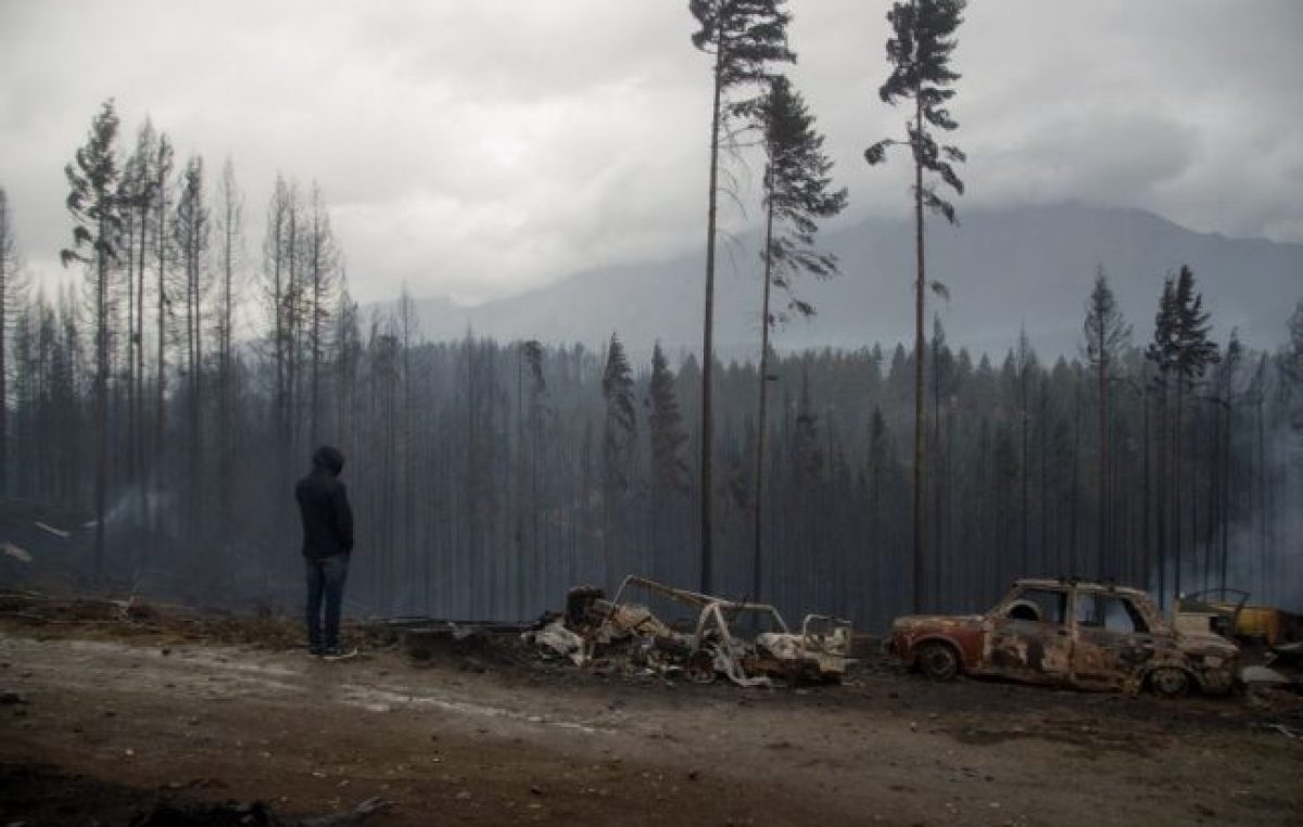 Reclaman respuestas a tres meses de los incendios en la Comarca Andina