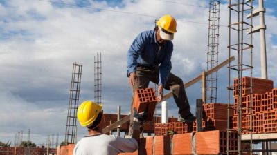 Créditos UVA: 1.000 familias mendocinas pagarán cuotas basadas en su salario