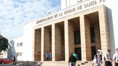 Municipales de Santa Fe reclaman importante deuda salarial