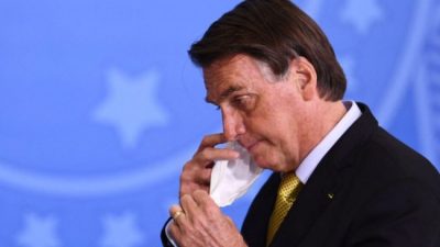 Bolsonaro, el coleccionista de escándalos