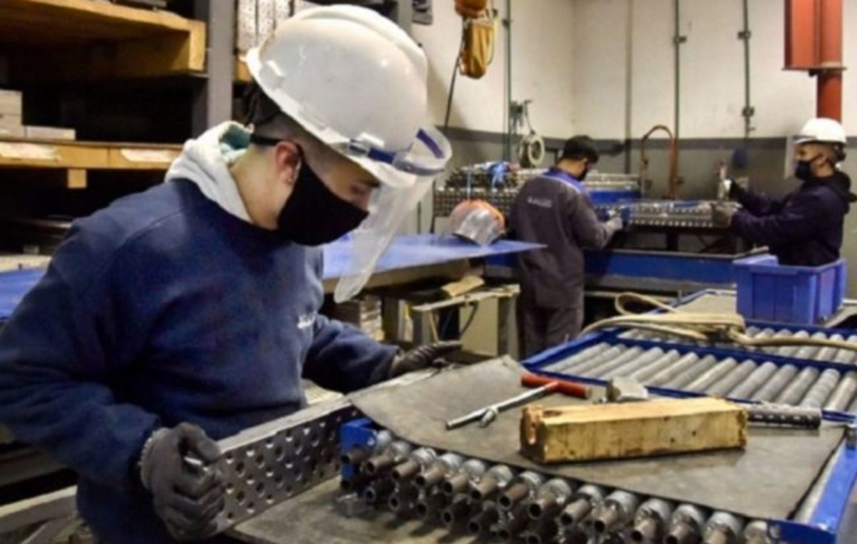 Santa Fe lidera la creación de empleos industriales en el país