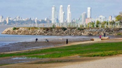 En Rosario se utiliza hasta tres veces más agua que la recomendada por la OMS