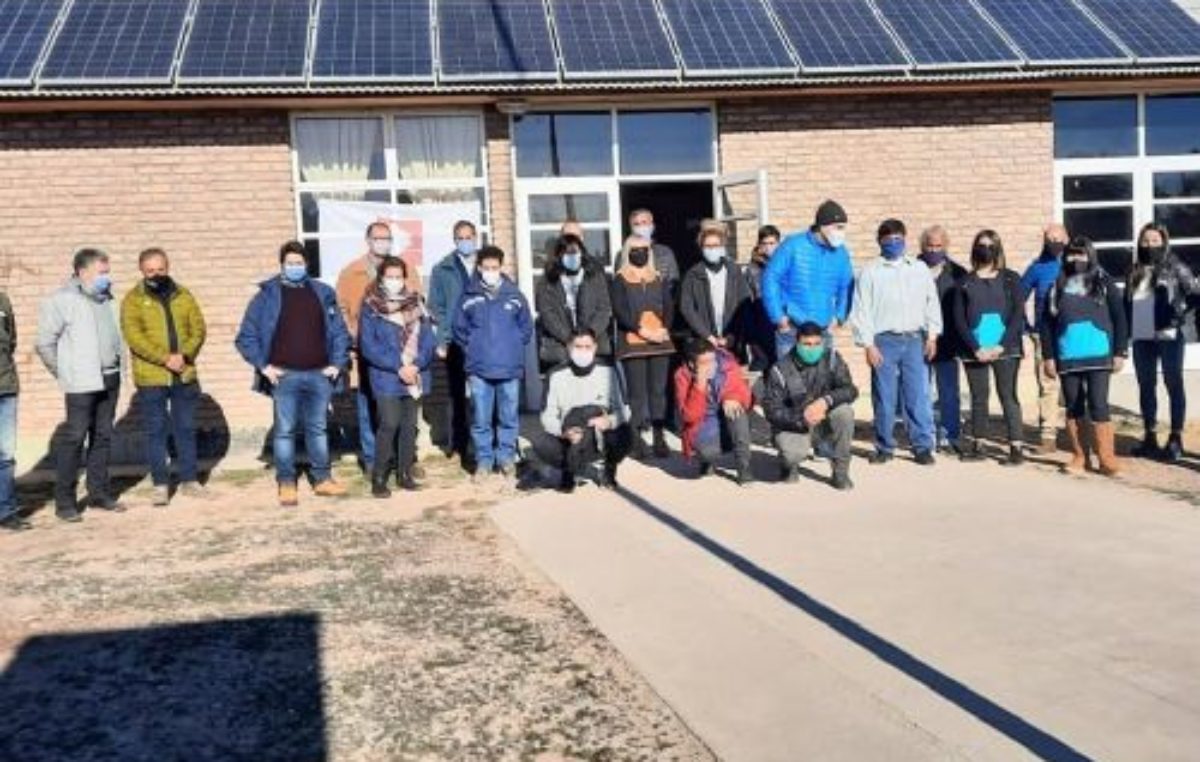 Centenario, la primera ciudad en usar paneles solares en edificios