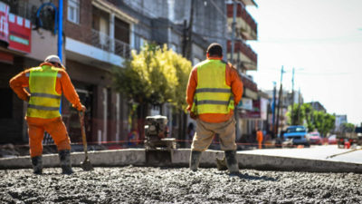 Trabajadores municipales de Escobar recibirán un aumento extra y un bono de $20.000