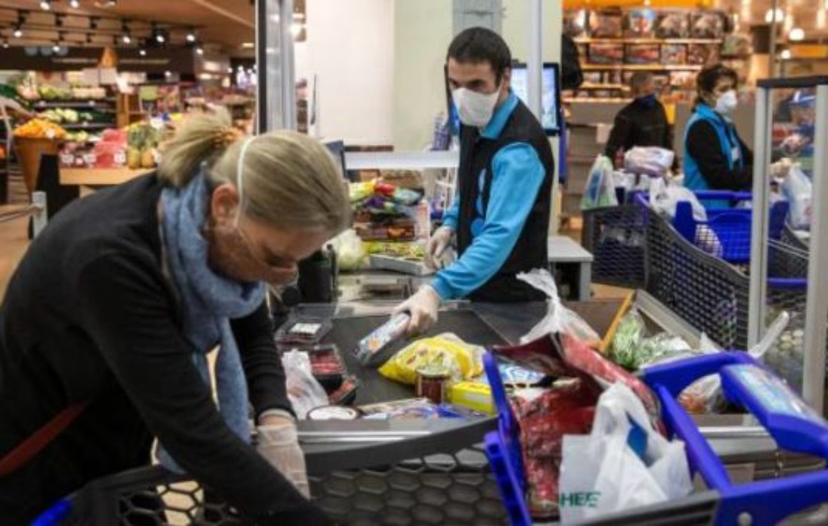 El consumo se recuperó en los últimos meses en centros comerciales y supermercados