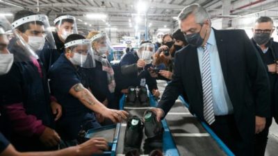 Dura crítica de Fernández a la política industrial que rigió durante el gobierno de Macri