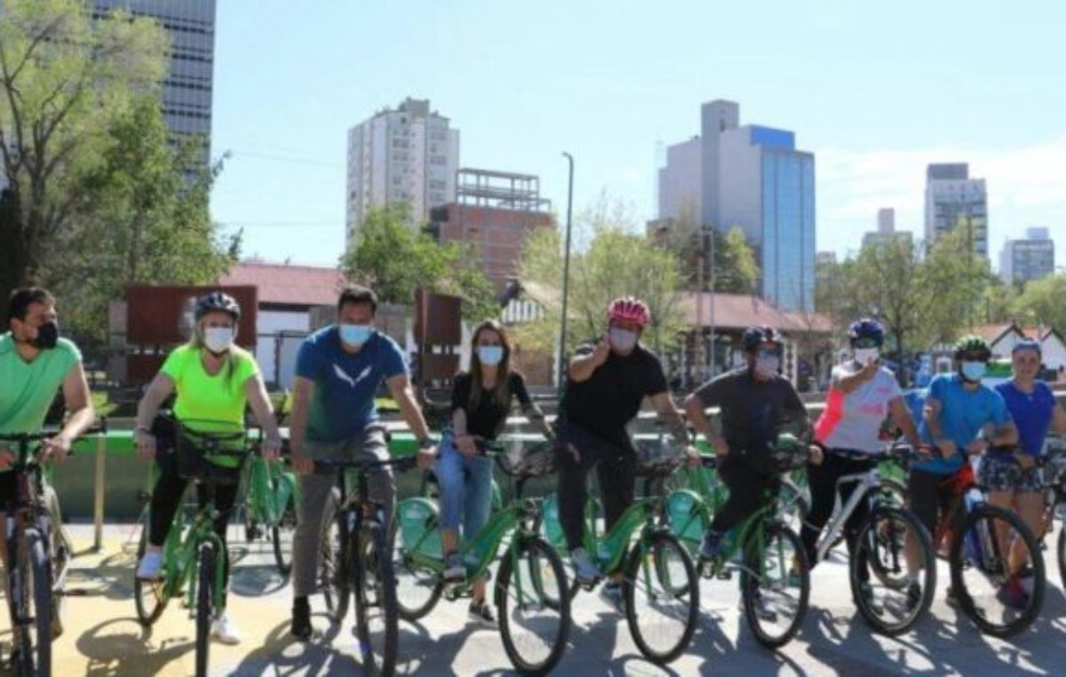 El intendente de Neuquén relanzó el programa de bicicletas públicas gratuitas