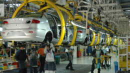 Crecen las contrataciones en las automotrices de Córdoba