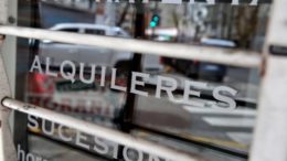 Endeudarse para poder vivir