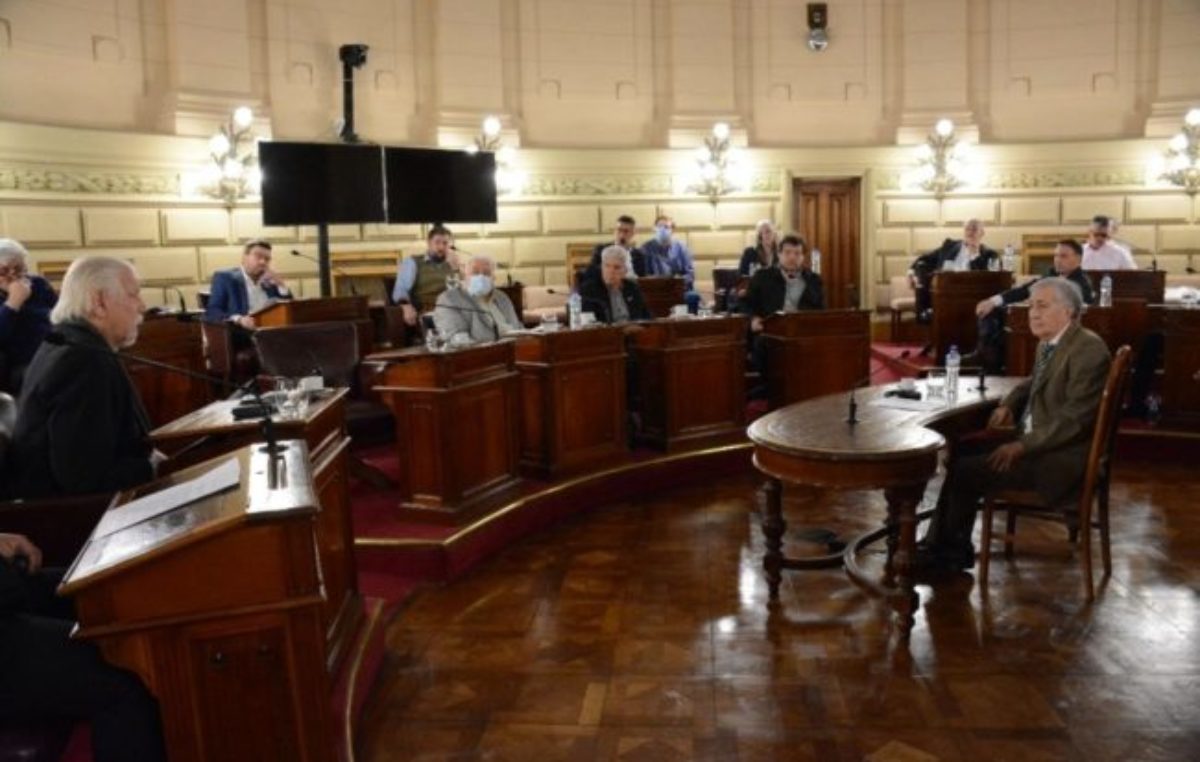 El Senado santafesino debate subsidiar a las cooperativas eléctricas