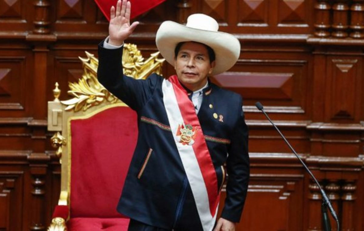 Castillo pidió al Congreso que le permita legislar por decreto en materia económica