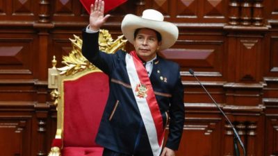 Castillo pidió al Congreso que le permita legislar por decreto en materia económica