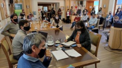 Bariloche: Ejecutivo y gremio presentaron proyecto del escalafón municipal en el Concejo