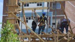 Neuquén: Se invierte millón de dólares por día en la obra privada