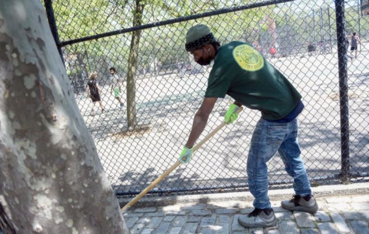 Nueva York: Suspendieron a 9 mil empleados municipales por no vacunarse contra el coronavirus