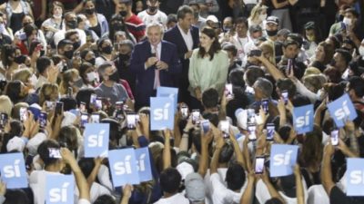 Fernández: «Queremos que todos trabajen, pero otros quieren que los empresarios puedan despedir»