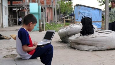 Conectividad: la Provincia lanzó una licitación para completar 134 barrios populares de Santa Fe y Rosario con wifi