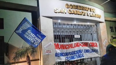 Por un reclamo gremial, la municipalidad de San Carlos Centro está cerrada desde el viernes