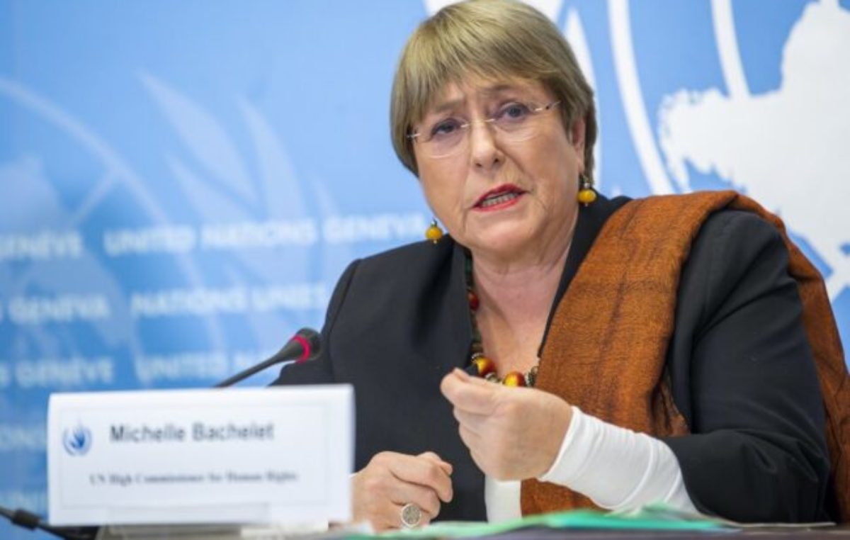 Bachelet le dio su apoyo a Boric y llamó a todos los chilenos a votar