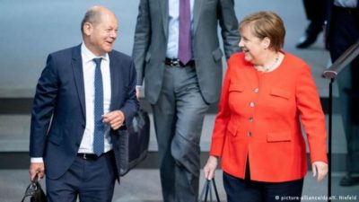 Alemania: El acuerdo para que Scholz suceda a Merkel superó su último escollo