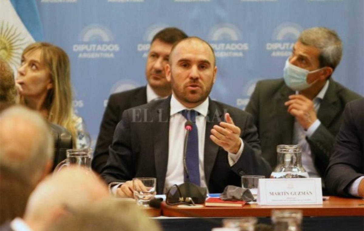 «Si el FMI empuja a Argentina a situación desestabilizante, puede perder legitimidad», dijo Guzmán